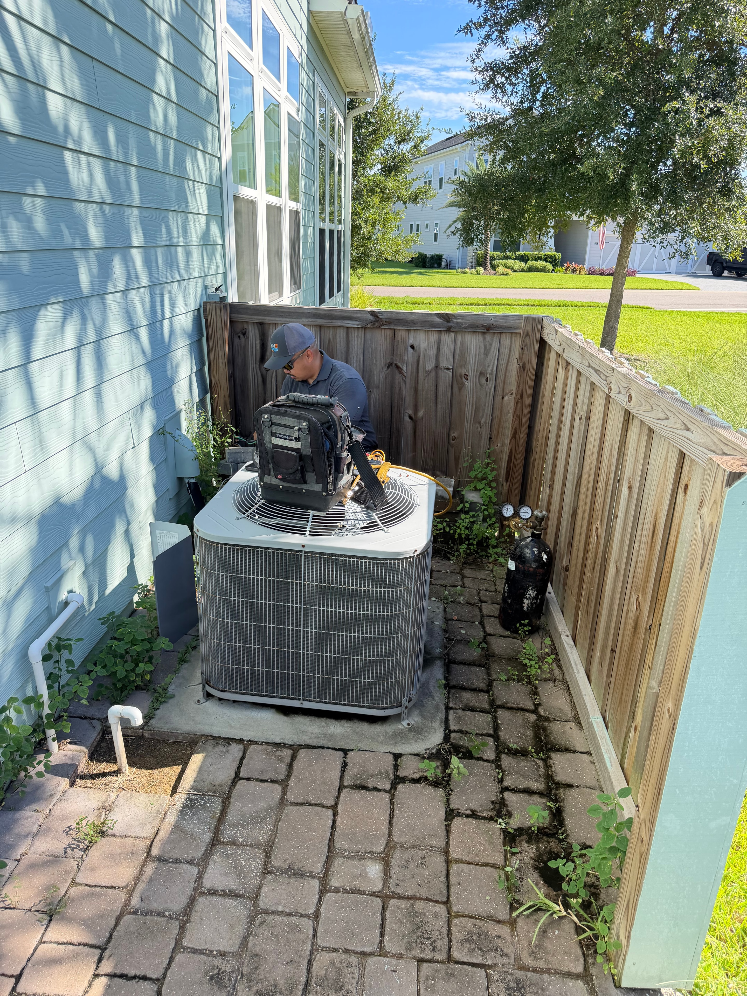 Emergency repair — Riverside, Jacksonville